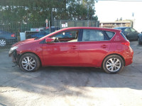 TOYOTA AURIS (E18)