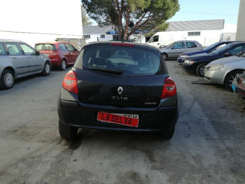 RENAULT CLIO III — автомобиль-донор на запчасти 