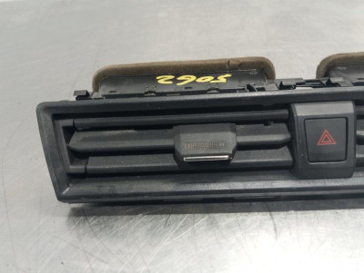 REJILLA AIREADORA, SEAT, ARONA (KJ)