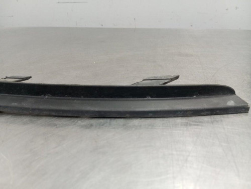  MOLDURA PARAGOLPE DELANTERA DERECHA OPEL CORSA E 