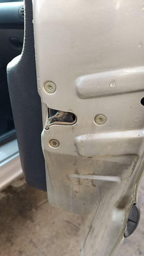 CERRADURA PUERTA DELANTERA DERECHA Peugeot 206 (1998->) Peugeot 206 (1998->) 