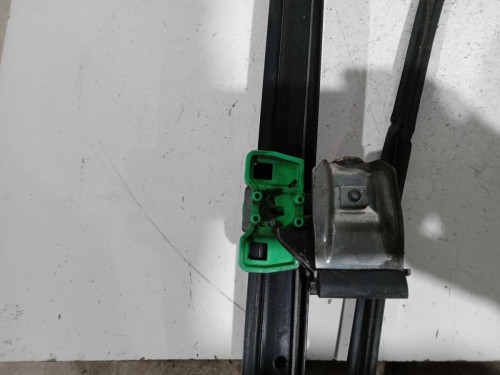  ELEVALUNAS TRASERO DERECHO TOYOTA COROLLA (E12) 