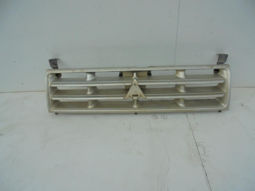  REJILLA DELANTERA MITSUBISHI GALLOPER (HYUNDAI)(02.1998) 
