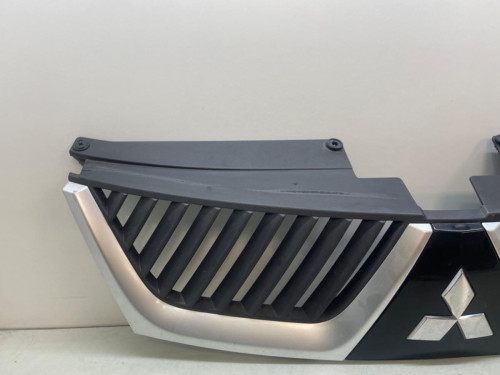 REJILLA DELANTERA MITSUBISHI OUTLANDER (CW0) 