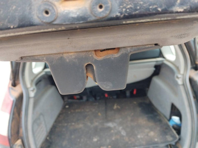 CERRADURA MALETERO / PORTON Renault Scenic II (JM)(2003->)