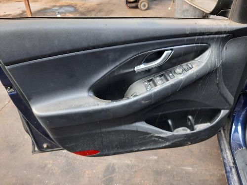  HYUNDAI I30 FASTBACK (PD) 