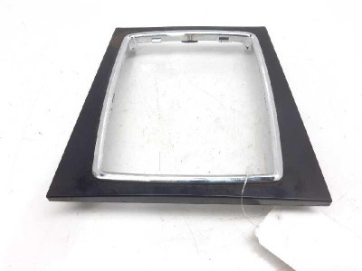 EMBELLECEDOR, MERCEDES-BENZ, CLASE C (BM 204) BERLINA