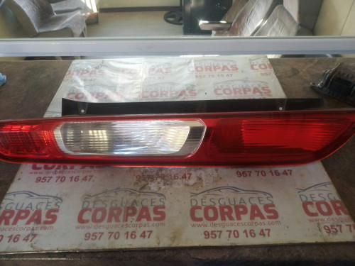 PILOTO TRASERO IZQUIERDO FORD FOCUS BERLINA (CAP) 
