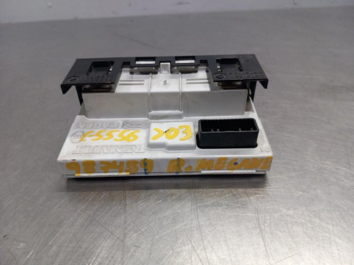  PANTALLA MULTIFUNCION RENAULT MEGANE II BERLINA 3P 