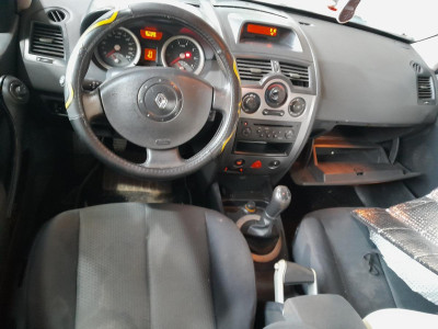 RENAULT MEGANE II CLASSIC BERLINA