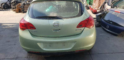  OPEL ASTRA J BERLINA 5P 