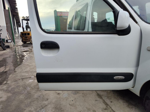 PUERTA DELANTERA DERECHA used