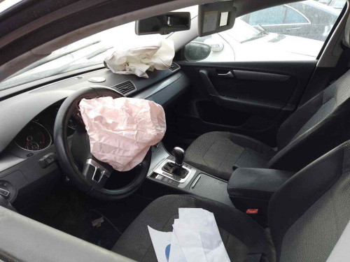 VOLKSWAGEN PASSAT BERLINA (362) — Donor Vehicle for Used Parts 