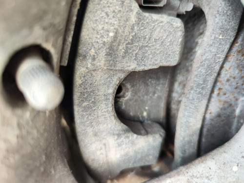 PINZA DE FRENO TRASERA DERECHA LAND ROVER DISCOVERY 