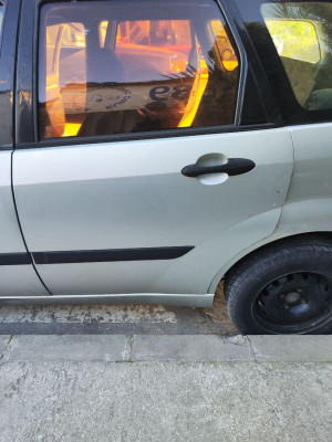 PUERTA TRASERA IZQUIERDA