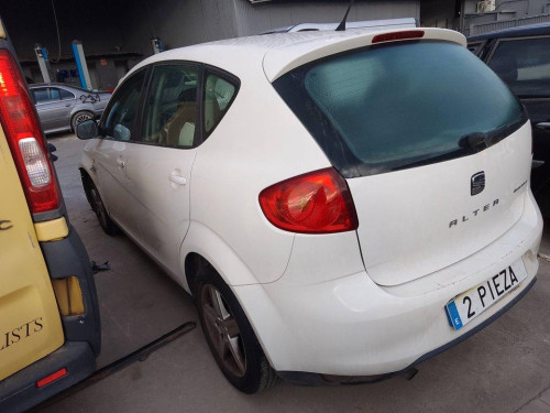 SEAT ALTEA (5P1) — vehículo donante para recambios 