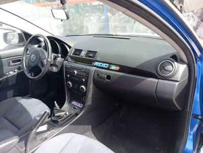 MAZDA 3 BERLINA (BK)
