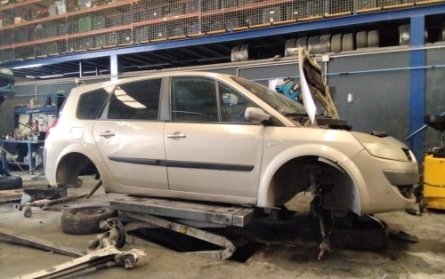 RENAULT SCENIC II (JM) — автомобиль-донор на запчасти 