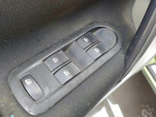  RENAULT SCENIC II (JM) 