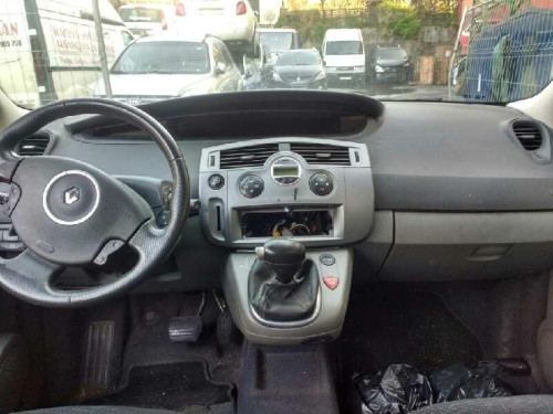  RENAULT SCENIC II (JM) 
