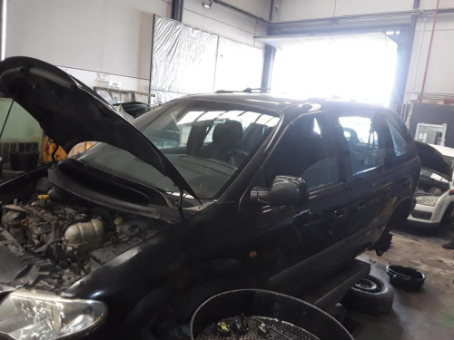 CHRYSLER VOYAGER (RG) — автомобиль-донор на запчасти 