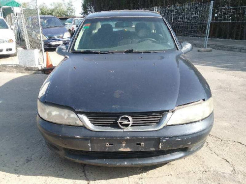  OPEL VECTRA B BERLINA 