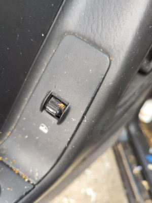 MANDO ELEVALUNAS TRASERO IZQUIERDO