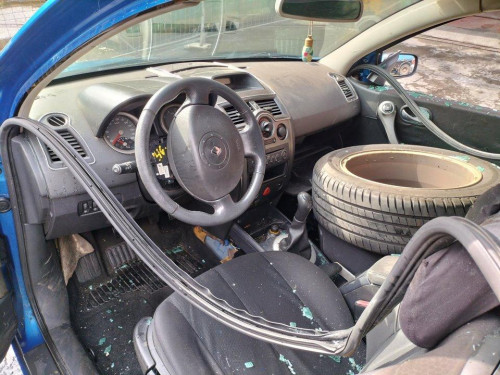  RENAULT MEGANE II BERLINA 3P 