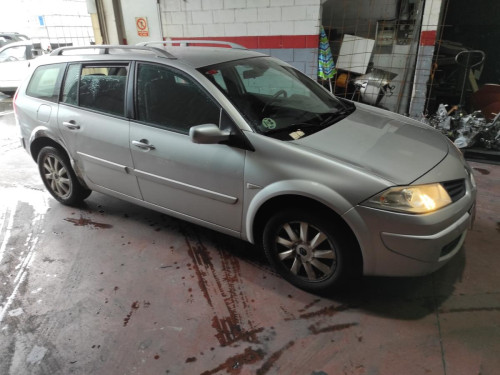 RENAULT MEGANE II GRANDTOUR — vehículo donante para recambios 