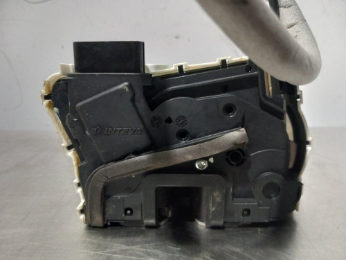  CERRADURA PUERTA DELANTERA IZQUIERDA MG ZS 