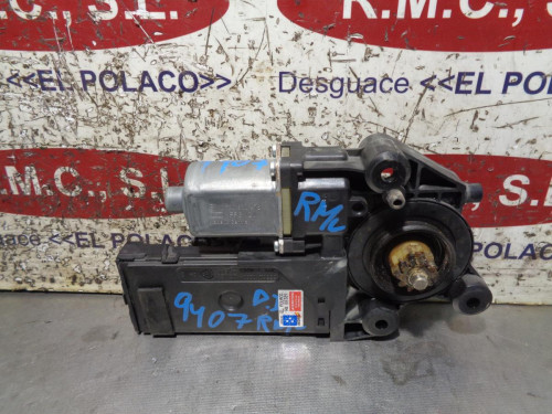 MOTOR ELEVALUNAS DELANTERO IZQUIERDO RENAULT MEGANE III BERLINA 5P 