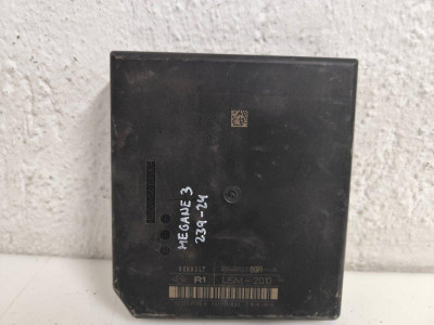 CAJA RELES / FUSIBLES, RENAULT, MEGANE III BERLINA 5P
