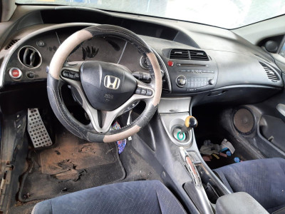 HONDA CIVIC 5 PUERTAS (FK)
