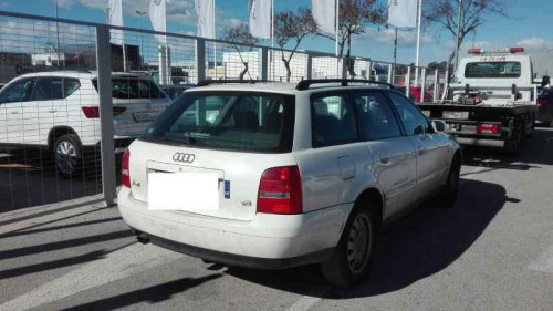 AUDI A4 AVANT (B5) — автомобиль-донор на запчасти 
