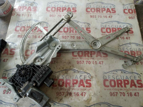 ELEVALUNAS DELANTERO DERECHO Opel ZAFIRA A 