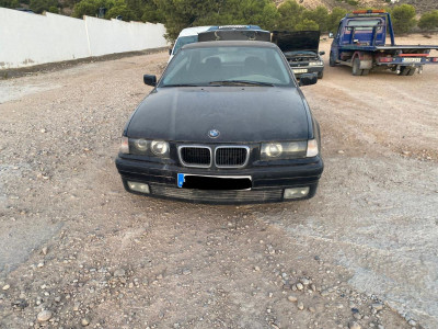 BMW SERIE 3 BERLINA (E36)