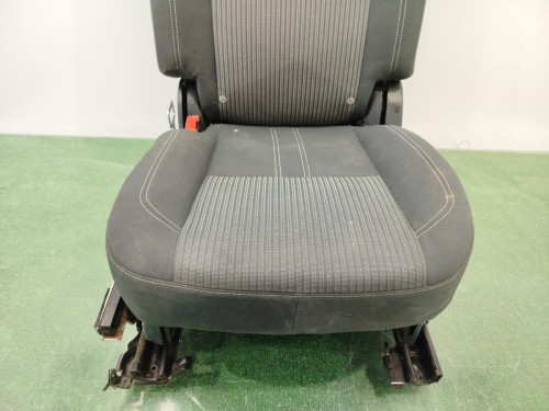 ASIENTOS TRASERO IZQUIERDO Ford GRAND C-MAX (CB7) 