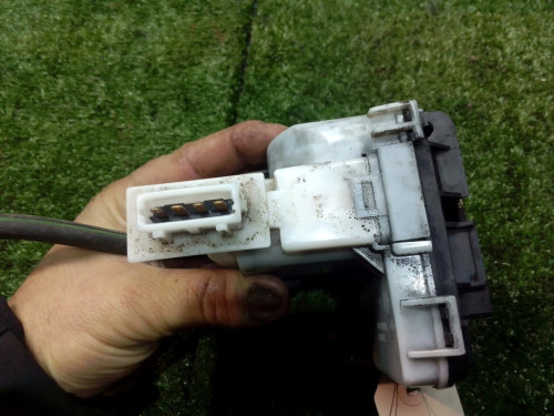CERRADURA PUERTA DELANTERA DERECHA Volkswagen GOLF III (1H1)(11.1991) 