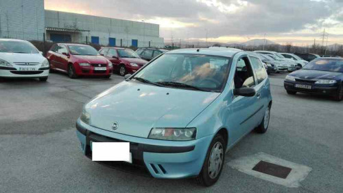 FIAT II PUNTO (188) BERLINA — vehículo donante para recambios 