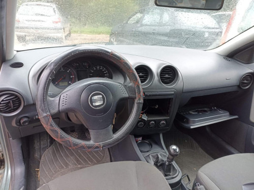 SEAT IBIZA (6L1) — автомобиль-донор на запчасти 