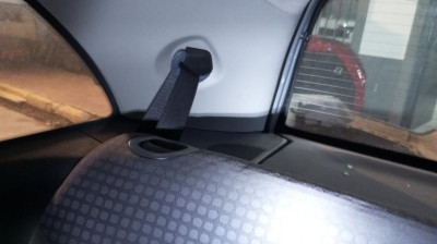 CINTURON SEGURIDAD TRASERO DERECHO