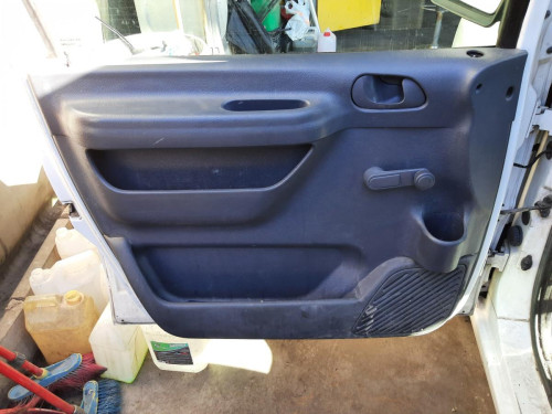  PEUGEOT EXPERT FURGÓN COMFORT (1995) 