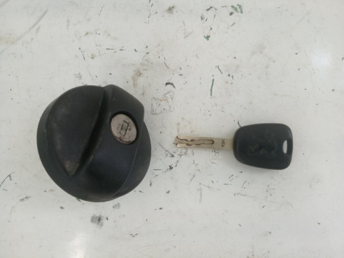 TAPON COMBUSTIBLE Peugeot 307 BERLINA (S2) 