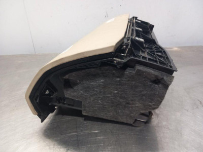 GUANTERA, MERCEDES-BENZ, CLASE E (BM 212) LIM.