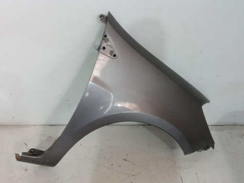 ALETA DELANTERA DERECHA Renault CLIO III 