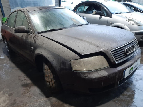  AUDI A6 BERLINA (4B2) 