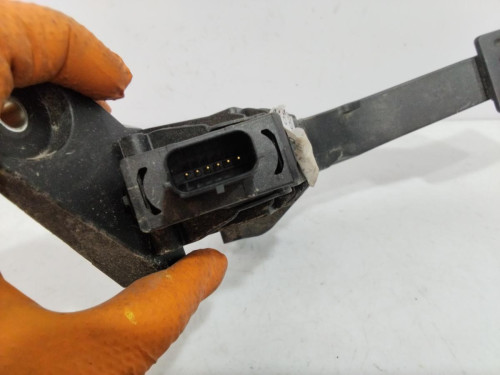 PEDAL ACELERADOR Ford FOCUS BERLINA (CGE) 