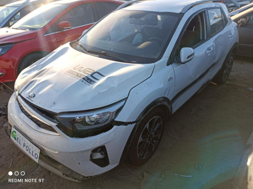  KIA STONIC (YBCUV) 