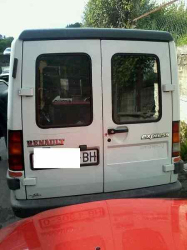  RENAULT RAPID /EXPRESS (F40) 
