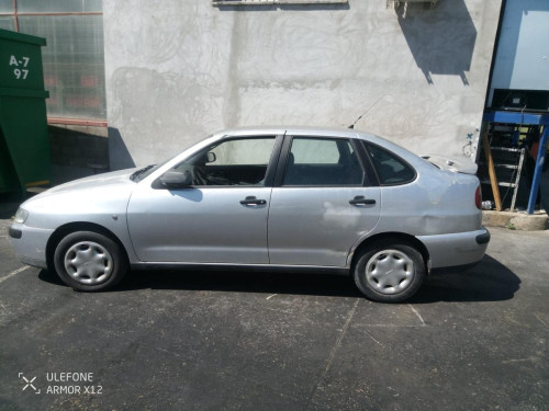  SEAT CORDOBA BERLINA (6K2) 